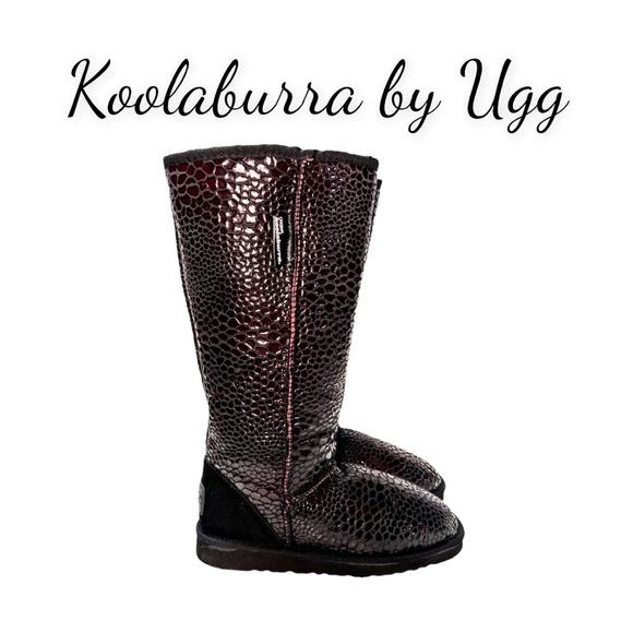 NIB Koolaburra by Uggs Burgundy Croc Embossed Tall Boots Size 7 - Picture 1 of 16